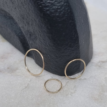 Continuous Nose Piercing ring ( Gold )