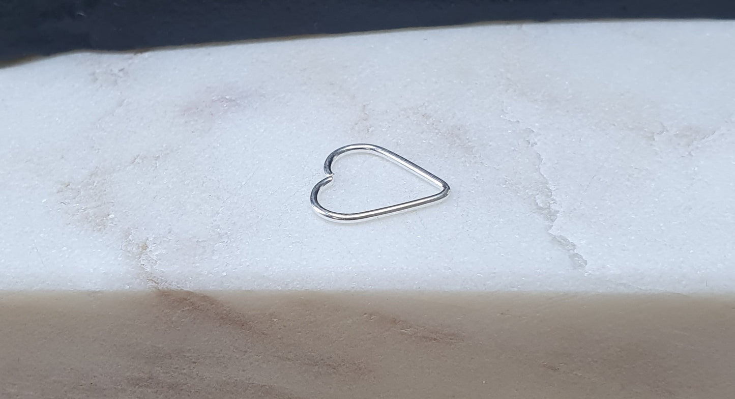 Heart shaped continuous ring ( sterling silver )