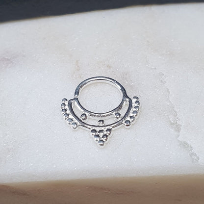 Continuous ring with antique design ( sterling silver )