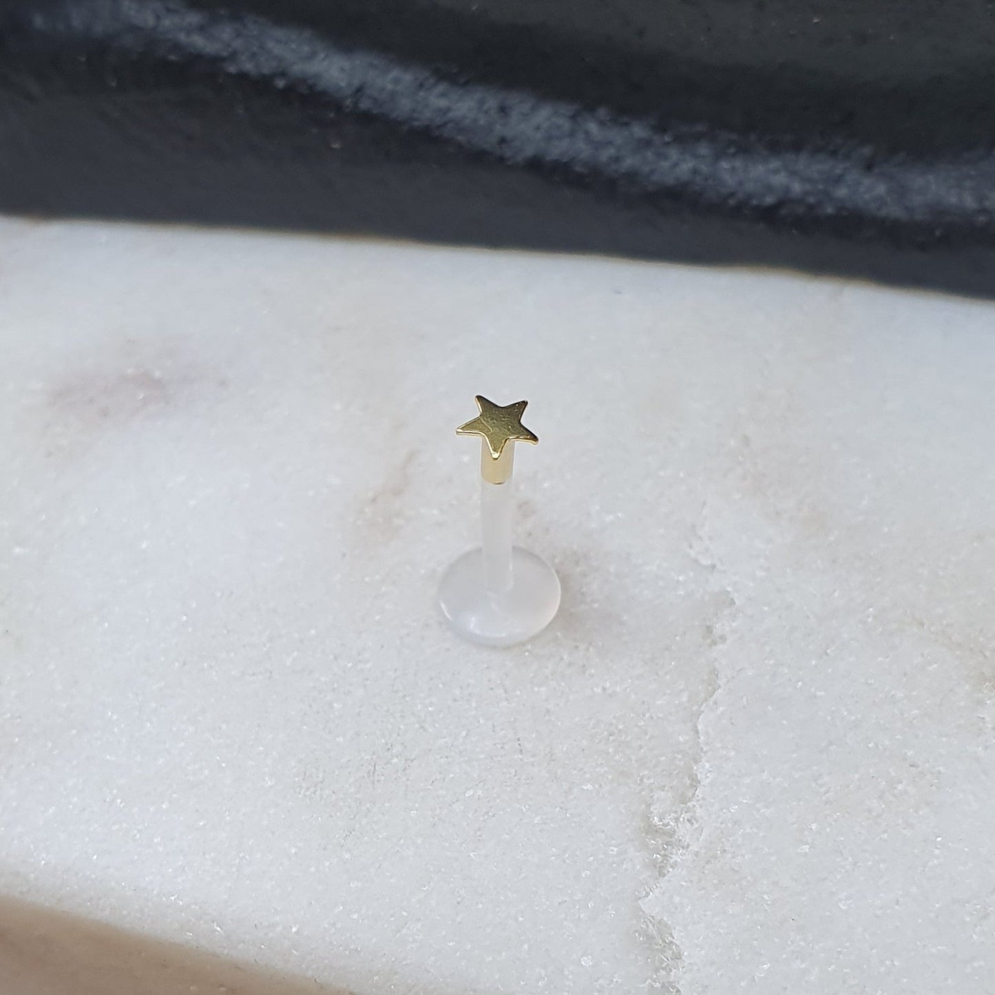 Labret with 2 mm sterling silver star top 18k gold plated( bioflex )