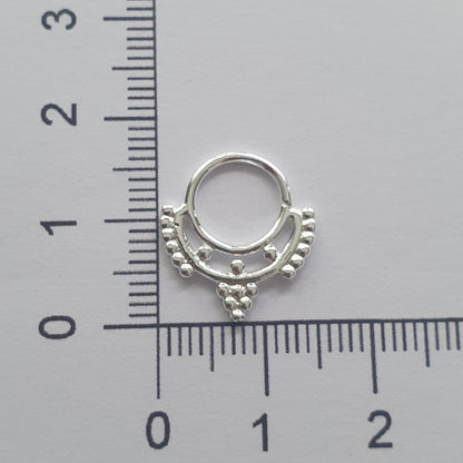 Continuous ring with antique design ( sterling silver )