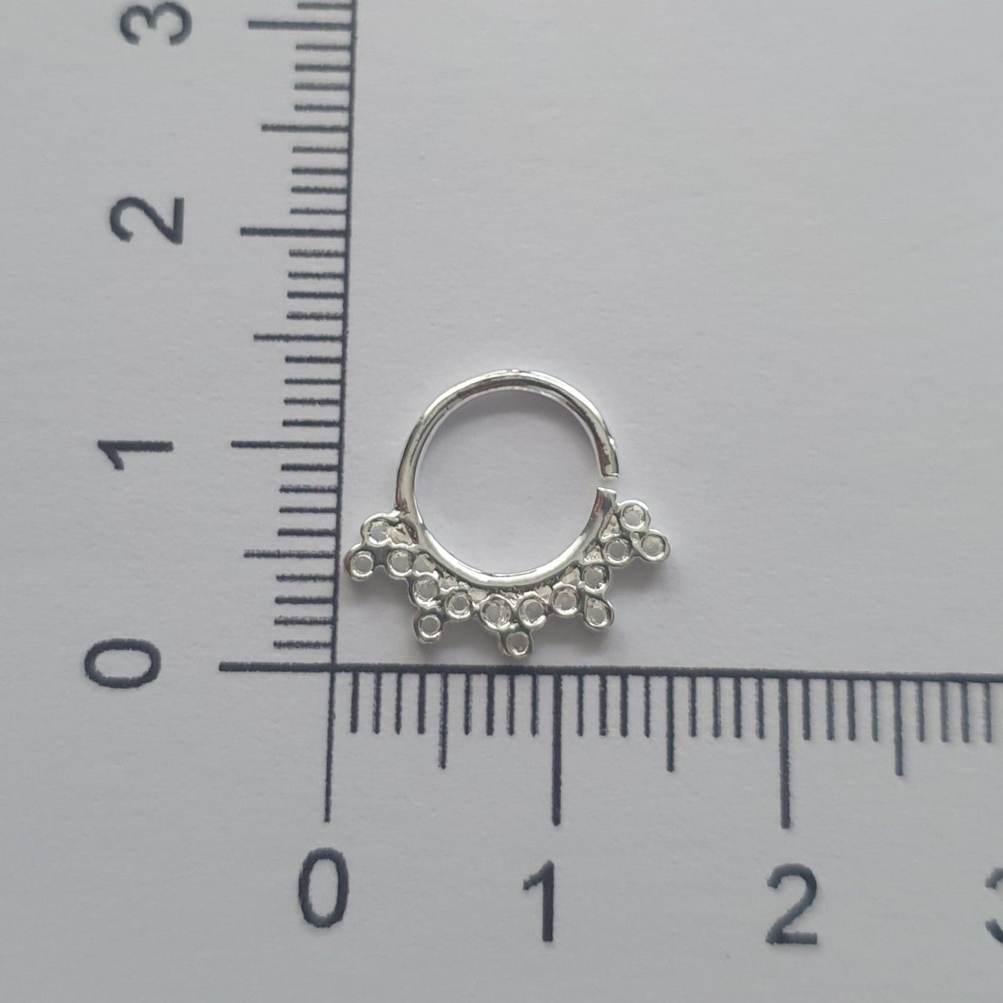 Continuous ring with antique design ( sterling silver )