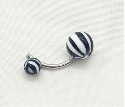 Belly button bar with 5 and 8mm acrylic zebra striped ( surgical steel )