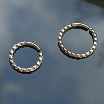 Continuous Ring Seamless Ring  ( surgical steel  )