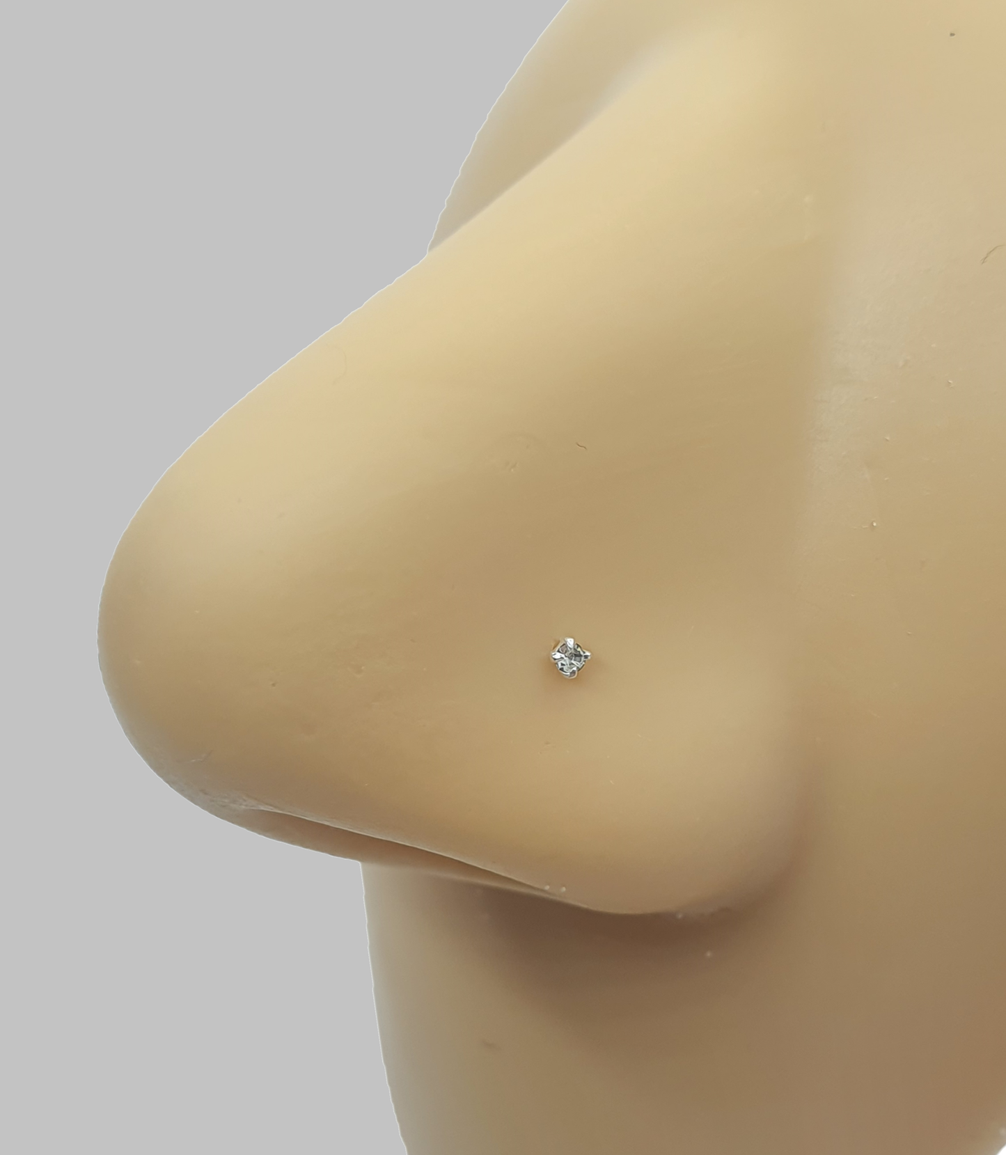 Straight nose stud with 1.4mm round crystal top ( sterling silver )