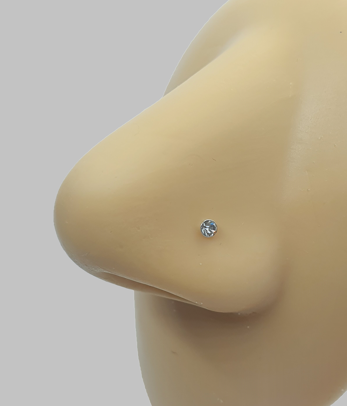 Straight nose stud with 2mm round crystal top ( sterling silver )