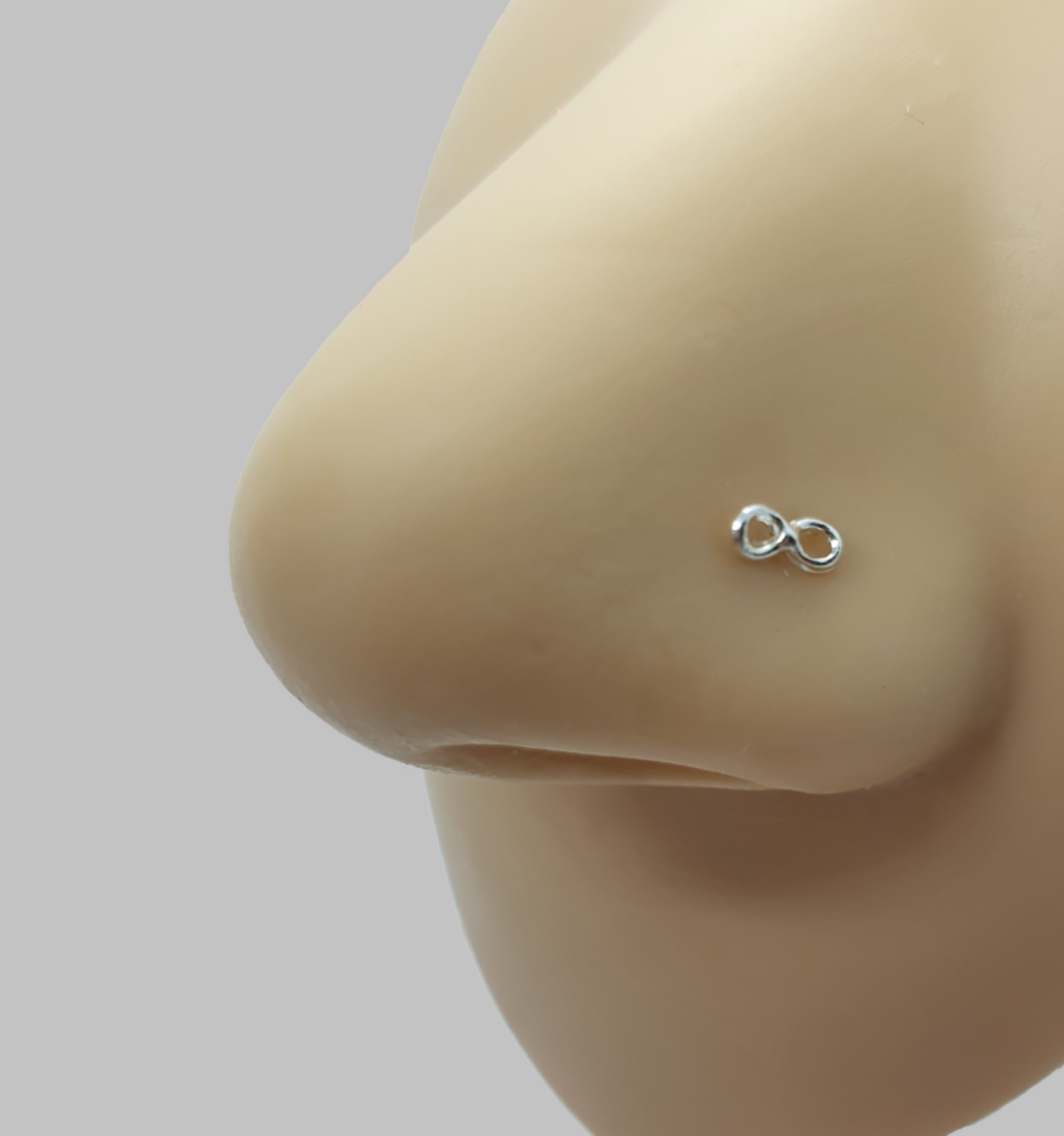 Bend IT nose stud with infinite top ( sterling silver )